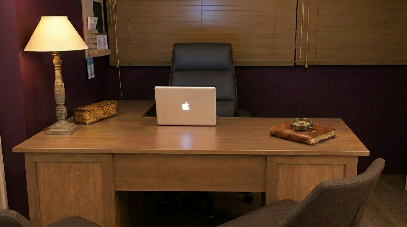 Bureau d'échange du cabinet d'Arcachon — espace d'écoute avec bonsaï